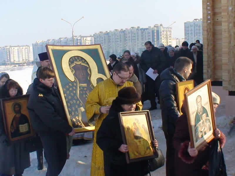 Celosvetová púť ikony Panny Márie Czestochowskej sa koná v rámci projektu Od oceánu k oceánu, začala sa v júni tohto roku vo Vladivostoku a jej trasa meria 18 tisíc kilometrov