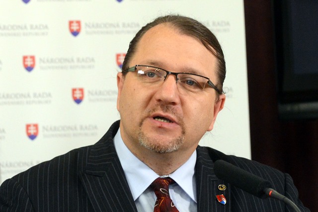 Na snímke poslanec Európskeho parlamentu Branislav Škripek