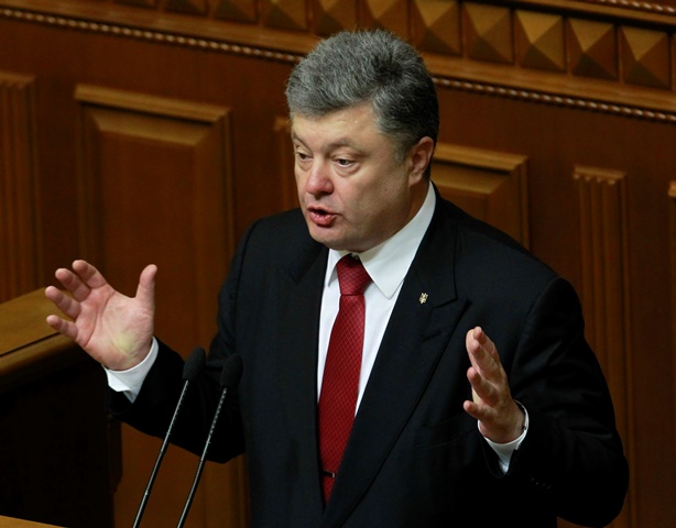 Na snímke ukrajinský prezident Petro Porošenko počas prejavu v ukrajinskom parlamente