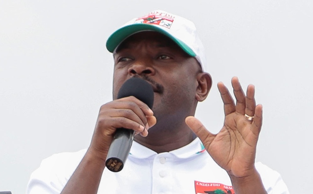 Na snímke prezident afrického štátu Burundi  Pierre Nkurunziz