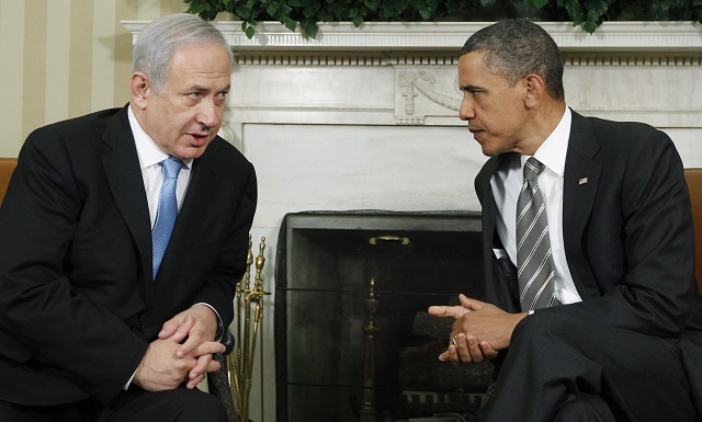 Americký prezident Barack Obama (vpravo) a izraelský premiér Benjamin Netanjahu (vľavo)