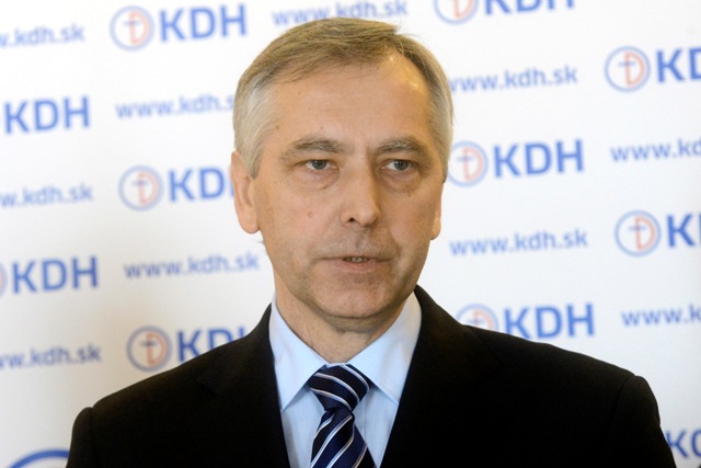 Na snímke predseda KDH Ján Figeľ