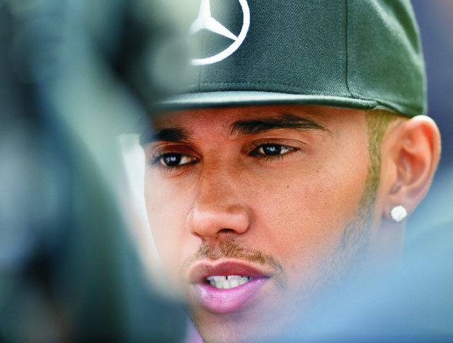 Britský jazdec tímu Mercedes GP Lewis Hamilton
