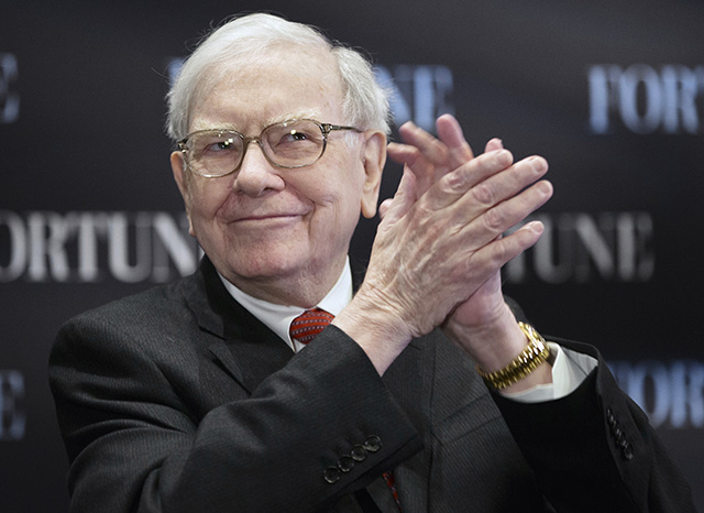 Na snímke  americký investor Warren Buffett
