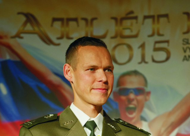 Na snímke chodec Matej Tóth počas vyhlásenia ankety Atlét roka 2015, kde obsadil prvé miesto