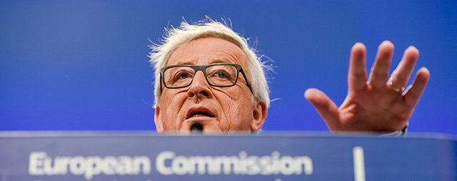 Na snímke predseda Európskej komisie (EK) Jean-Claude Juncker