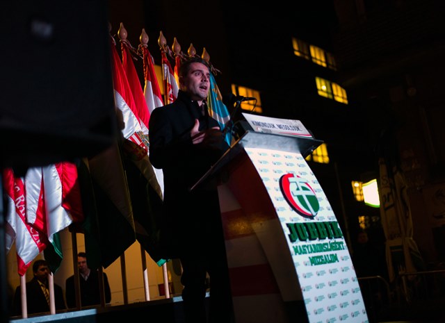 Na snímke prejav predsedu Jobbiku Gábora Vonu