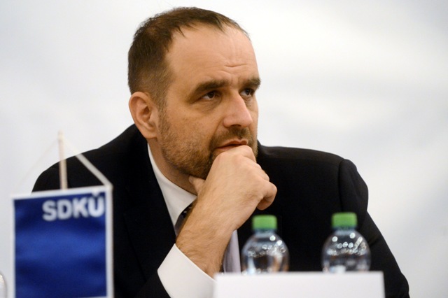 Na snímke predseda SDKÚ-DS Pavol Frešo