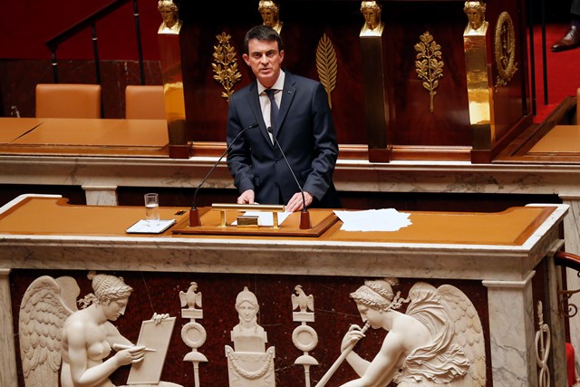 Na snímke francúzsky premiér Manuel Valls