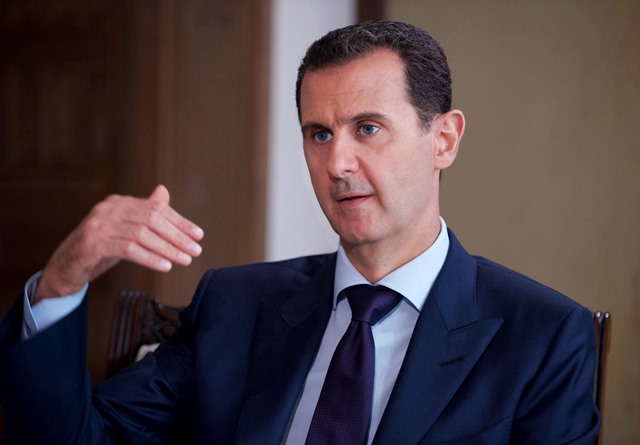 Na snímke zverejnenej Sýrskou oficiálnou tlačovou agentúrou SANÁ sýrsky prezident Bašár Asad
