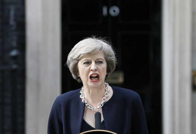 Na snímke nová britská premiérka Theresa Mayová
