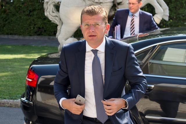 Na snímke minister hospodárstva Peter Žiga