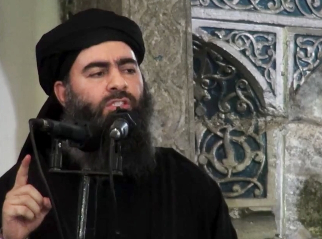 Na videosnímke z 5. júla 2014 šéf militantnej organizácie Islamský štát abú Bakra Baghdádí 