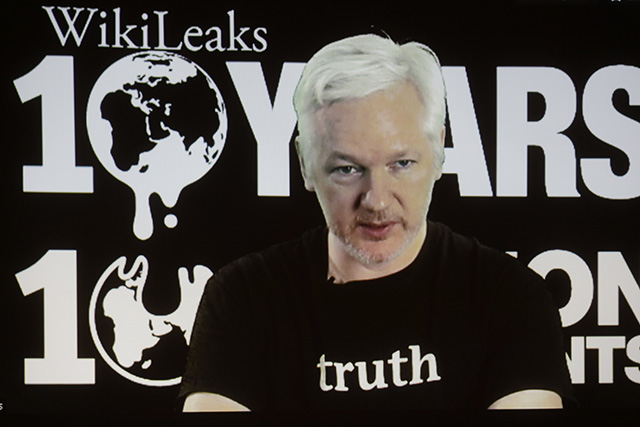 Zakladateľ platformy WikiLeaks Julian Assange 