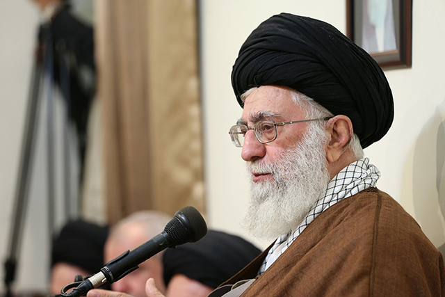 Iránsky najvyšší vodca Alí Chameneí
