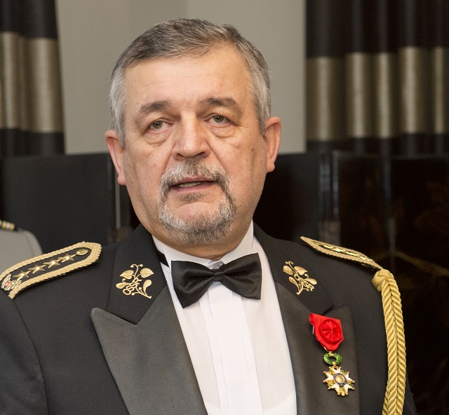 Náčelníkovi Generálneho štábu OS SR Maximovi udelili Rad čestnej légie