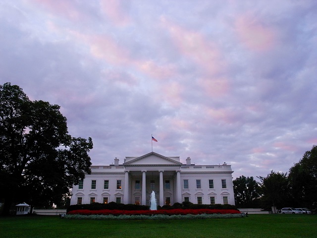 Pohľad na Biely dom v Washingtone