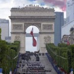 Akrobatická letka vo farbách francúzskej trikolóry