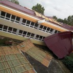 Strhnutá strecha na Základnej škole v Sekuliach