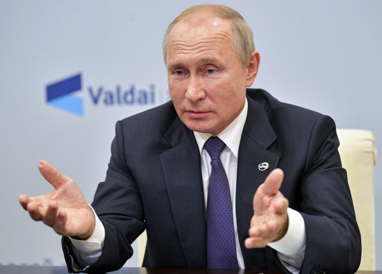 Vladimir Putin, Rusko, prezident