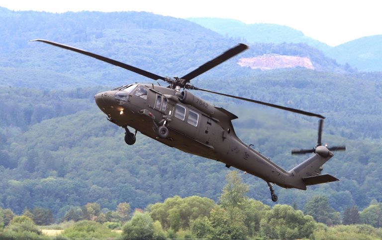 vrtulnik UH-60