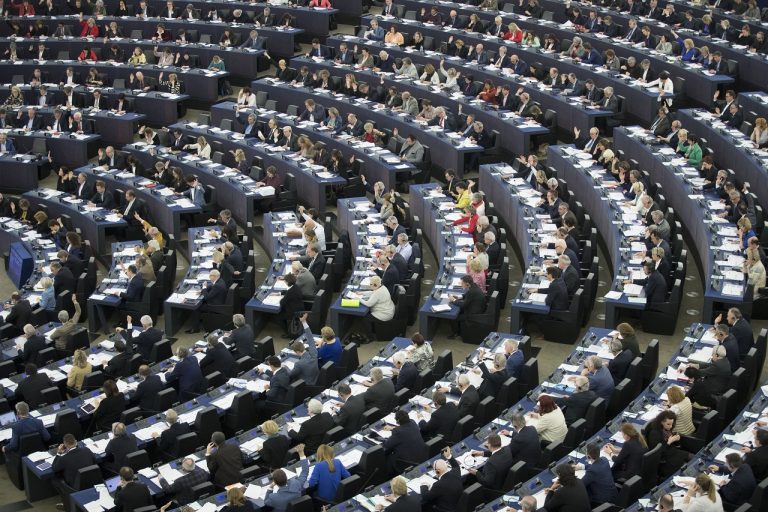 zasadnutie Európskeho parlamentu