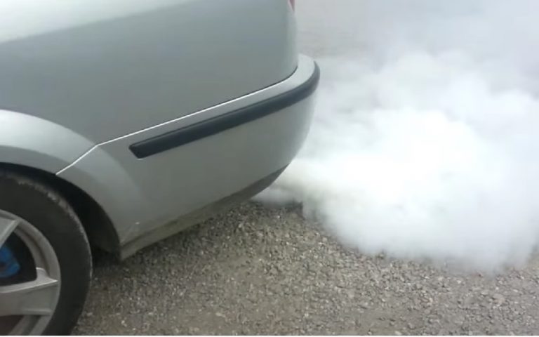 emisie áut