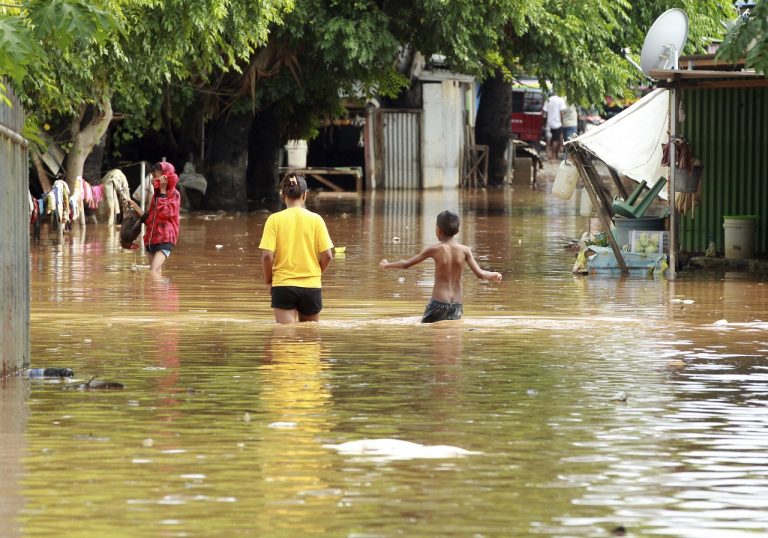 záplavy Timor