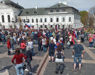 V Bratislave sa koná avizovaný pokojný pochod občanov