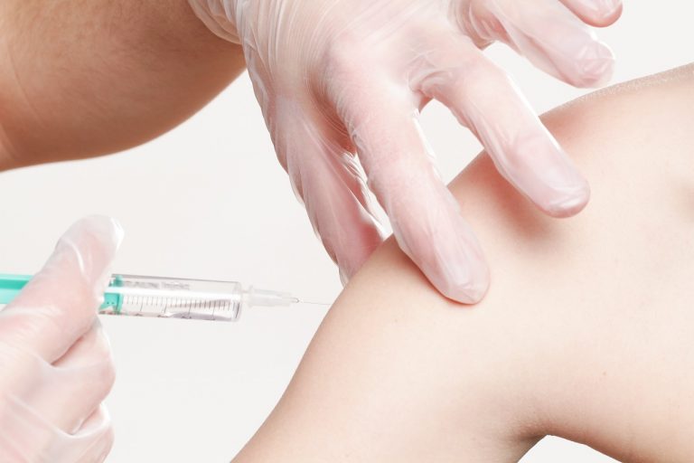 očkovanie dieťa vakcína