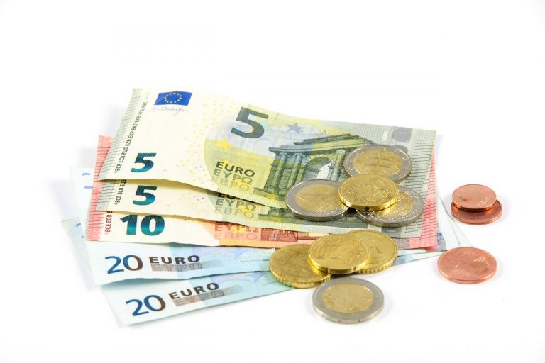 Peniaze bankovky eurá