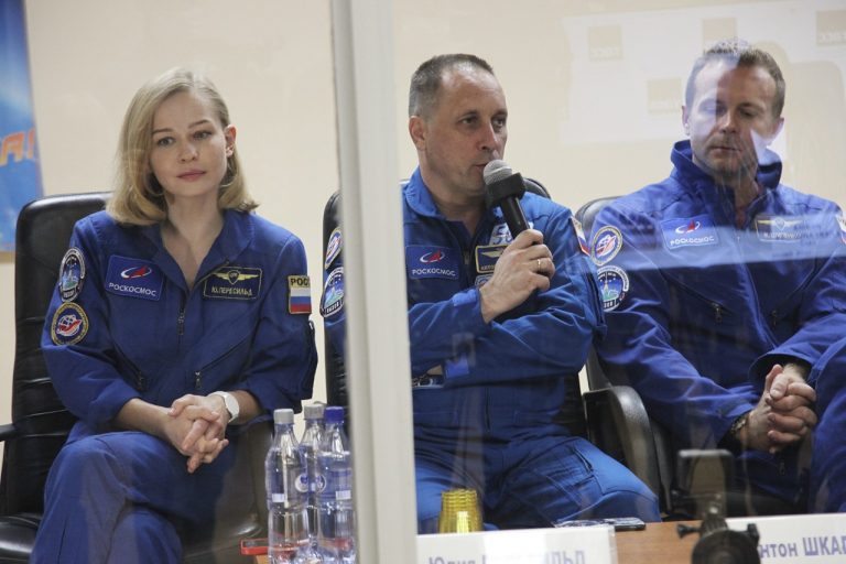 Na ISS poletia dvaja vesmírni turisti