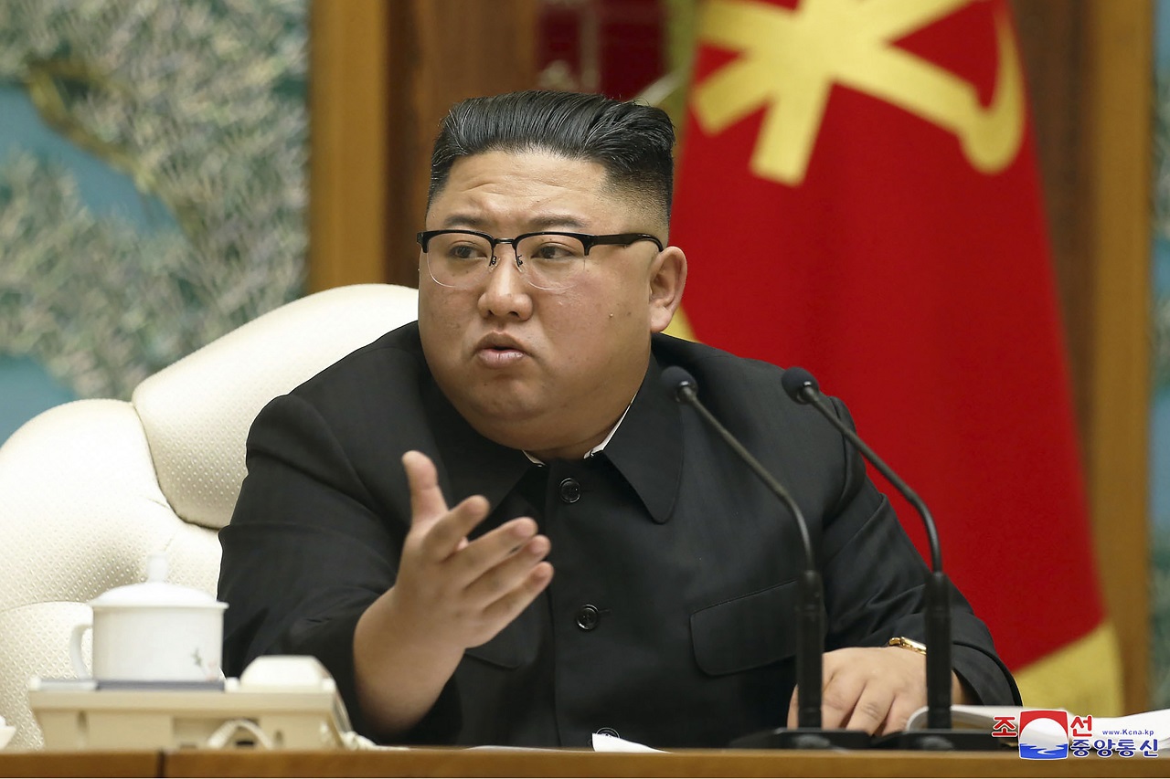 Severná Kórea odpálila ďalšie rakety, Kimova sestra varuje, že Tichomorie sa môže stať “strelnicou”