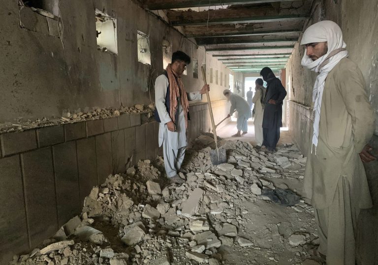 Atentát na mešitu v Kandaháre si vyžiadal najmenej 47 mŕtvych