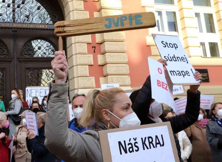 protest_Krajský súd Banská Bystrica