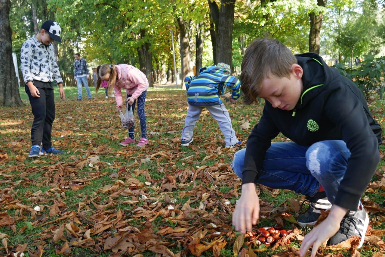 Deti by mali byť aktívne aj na jeseň, pohyb prináša zdravotné benefity