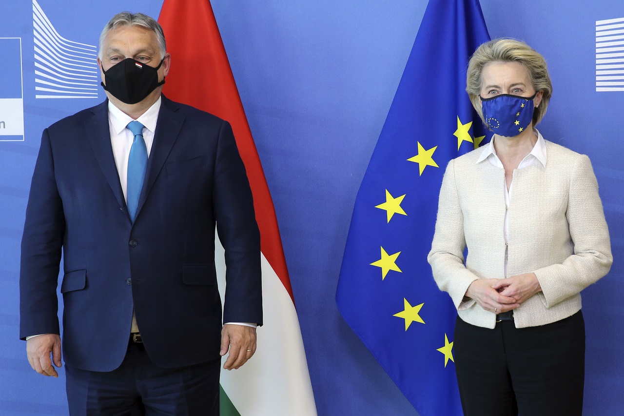 Viktor Orbán Ursula von der Leyenová