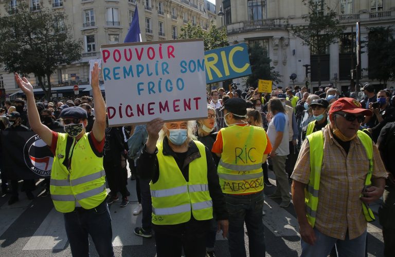 demonštranti Paríž, "žlté vesty"