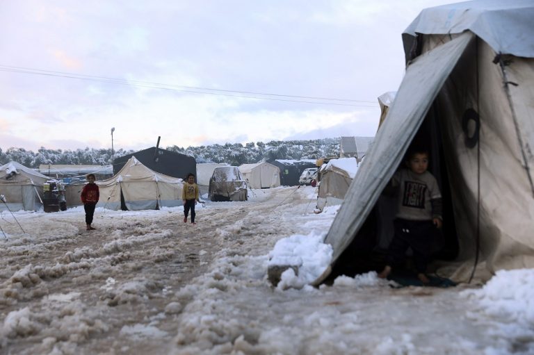 Krutá zima v utečensckom tábore v Sýrii