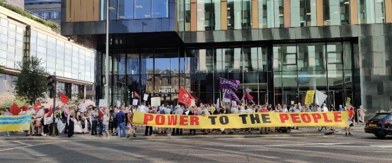 Protesty v Glasgowe