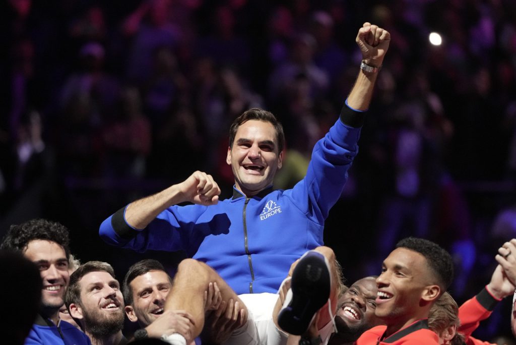Federer sa rozlúčil s kariérou