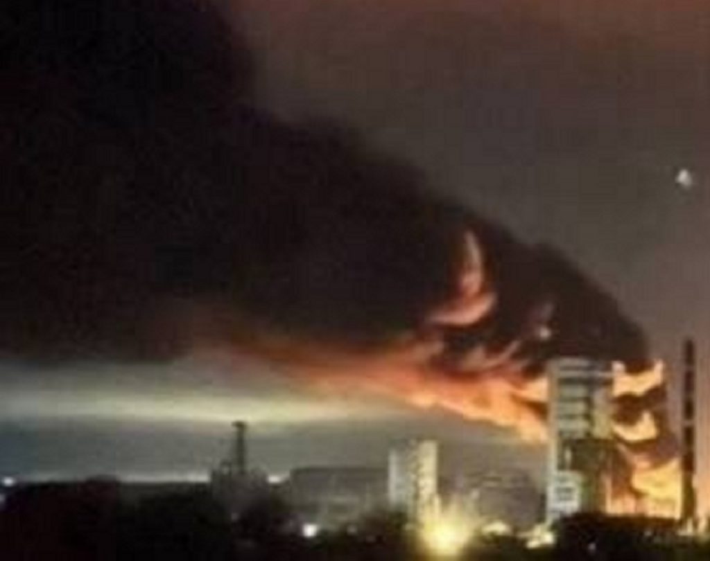 mohutný výbuch a požiar v Luhansku