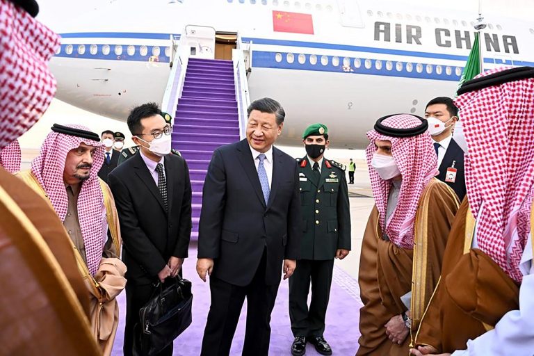 Čínsky prezident Si Ťin-pching pricestoval do Saudskej Arábie