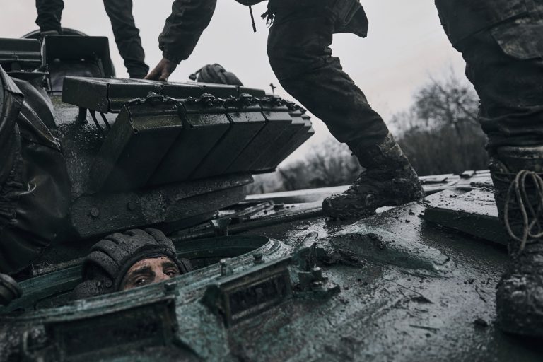 ukrajinský vojak, vojna, Ukrajina