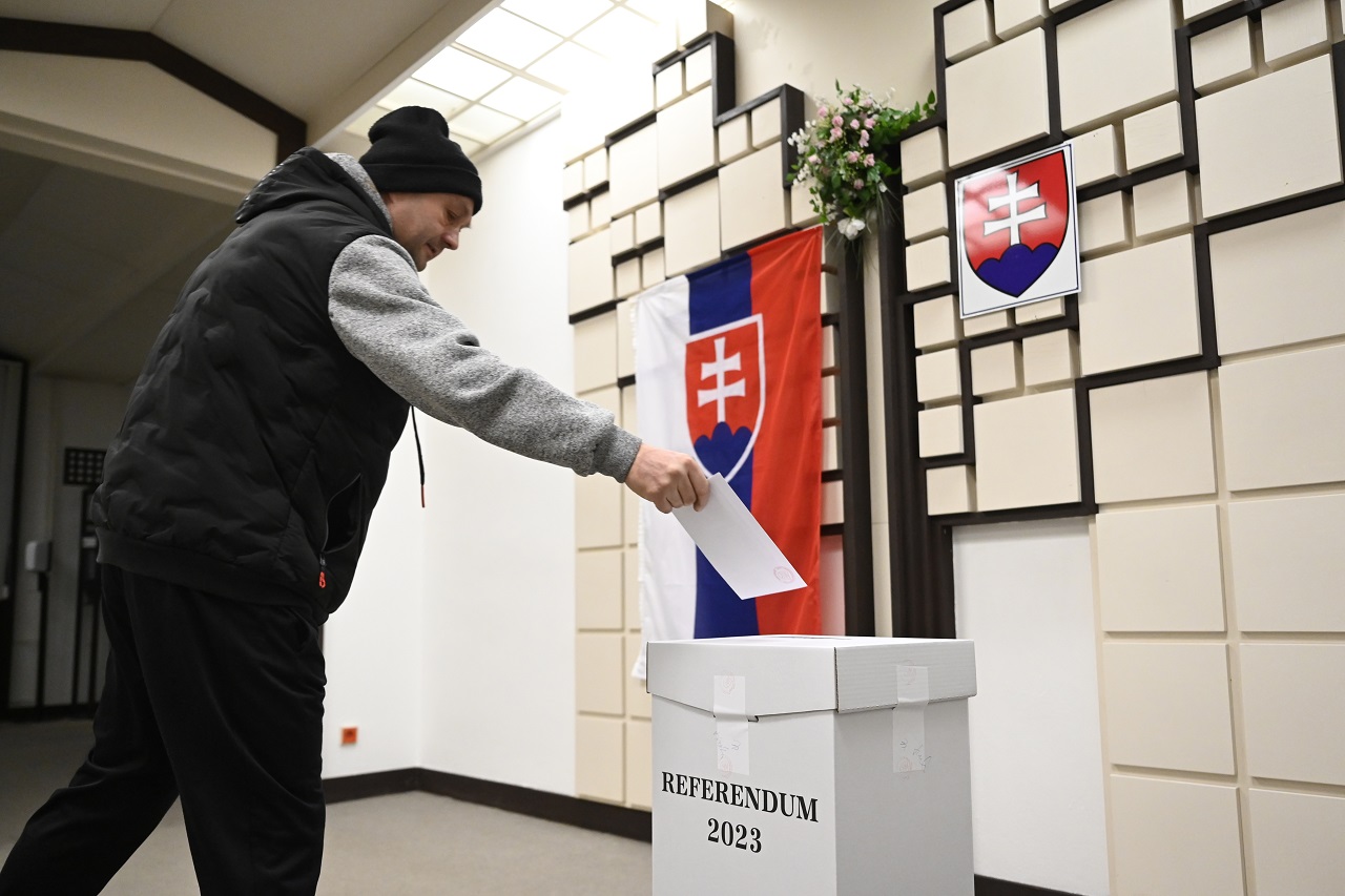 Kvórum pri miestnom referende v Bratislave a Košiciach by sa mohlo znížiť