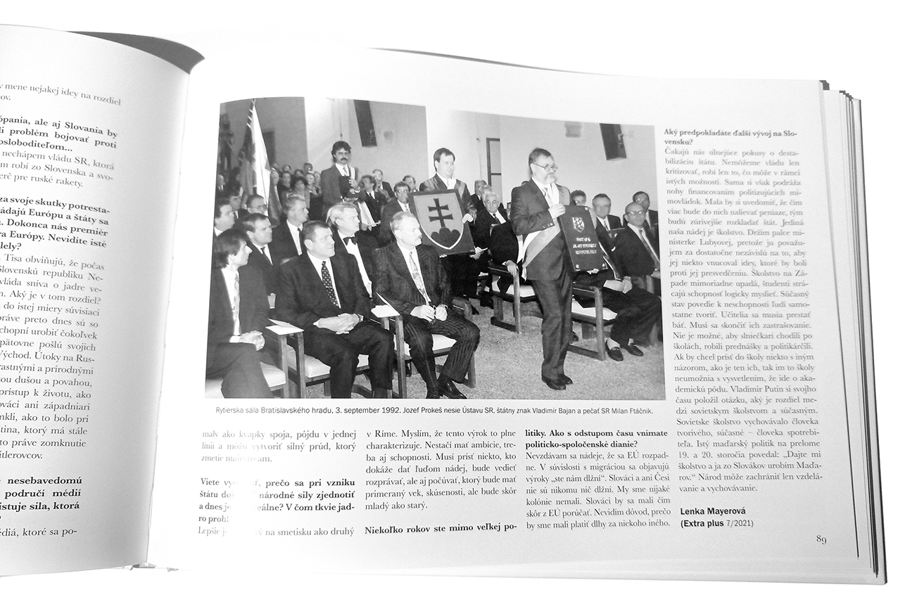 Publikácia 30 slovenských rokov, ktorú vydalo vydavateľstvo Mayer media pri príležitosti 30. výročia vzniku SR