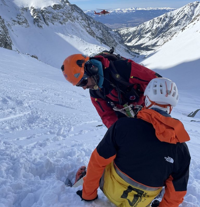 Český skialpinista si v Tatrách poranil koleno, zasahovali záchranári