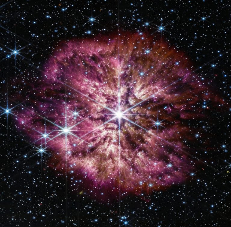 Hviezda Wolf-Rayet 124