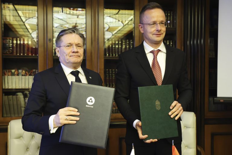 Maďarsko podpísalo nové dohody o dodávkach ruských energií