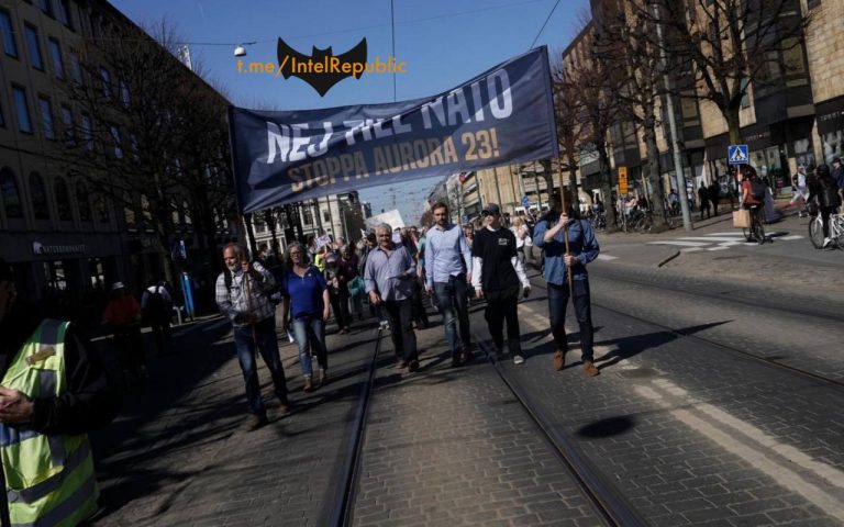 protesty proti NATO